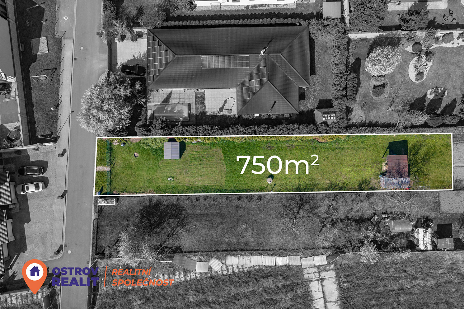 Prodej stavebního pozemku 750 m² – pohled 2