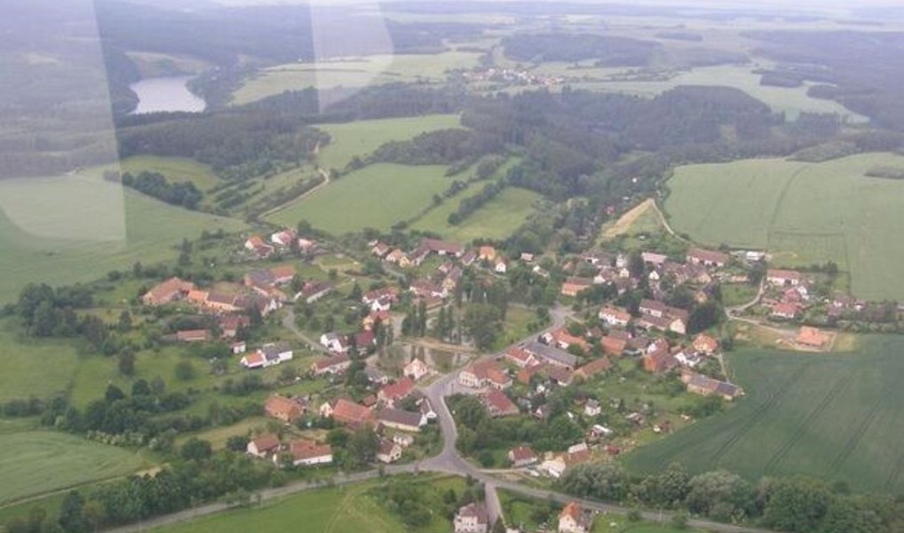 Prodej stavebního pozemku 1 250 m², Čerňovice – náhled fotky 4