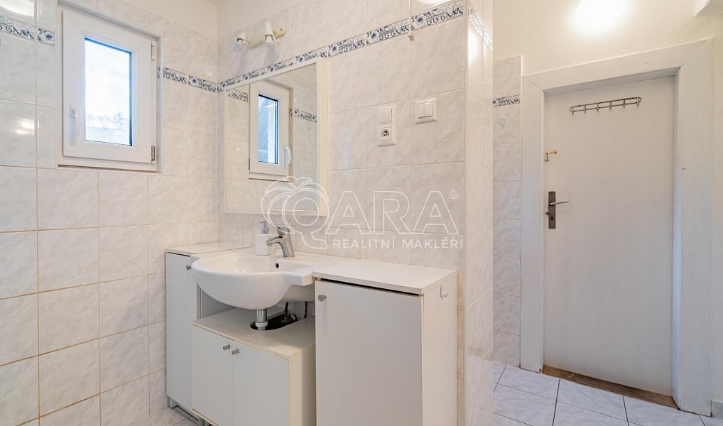 Prodej domu 312 m² s pozemkem 3 785 m², Beroun – náhled fotky 30