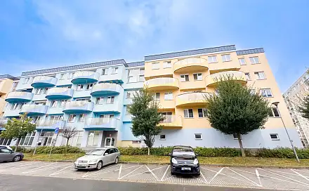 Pronájem bytu 2+kk 64 m²