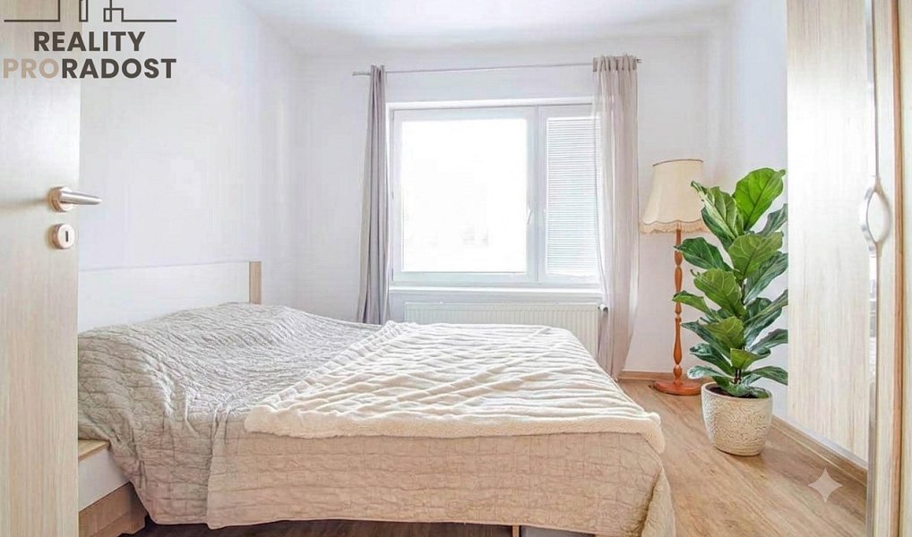 Prodej bytu 3+1 110 m², Teplice – náhled fotky 10