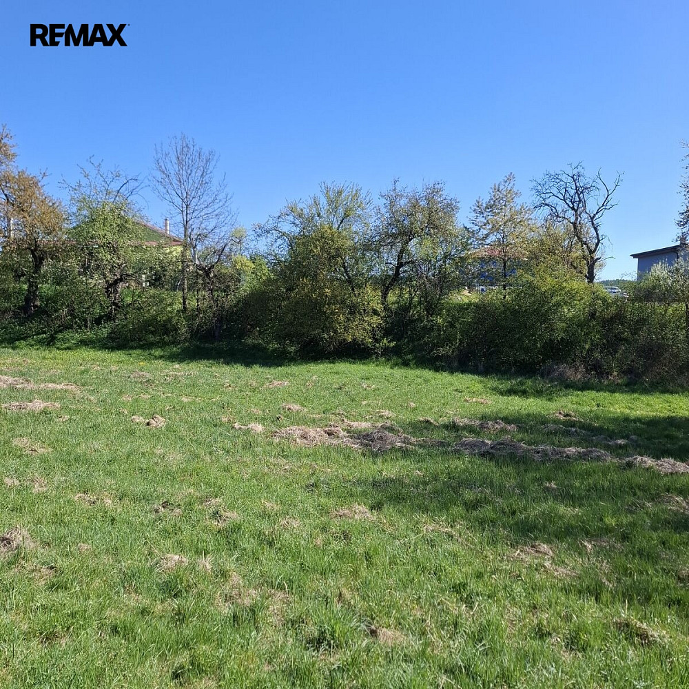 Prodej zahrady 2 136 m²