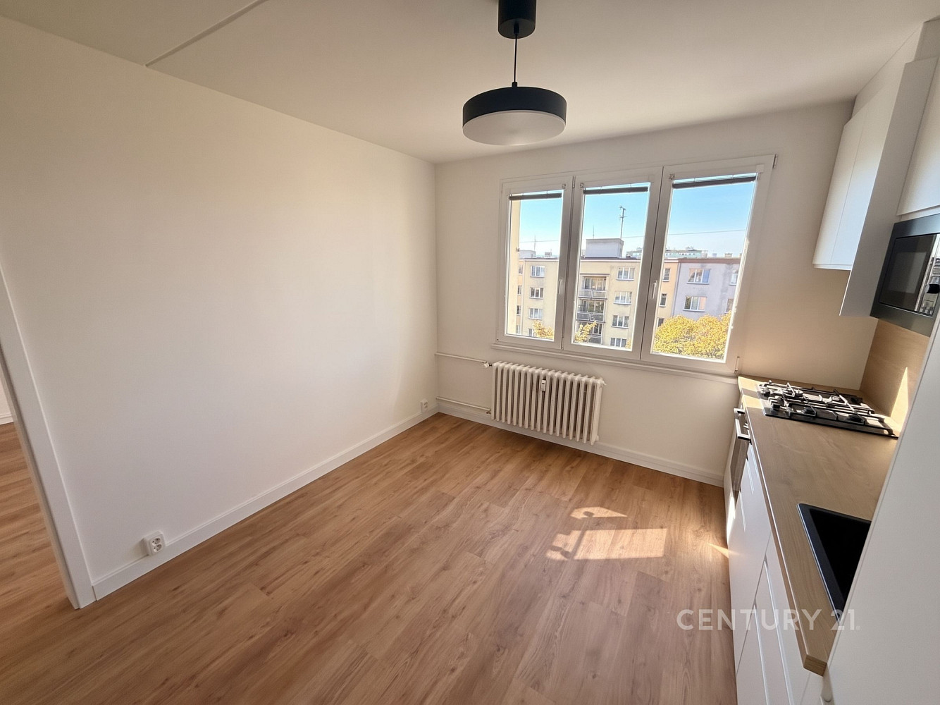 Pronájem bytu 1+1 37 m² – fotografie 2