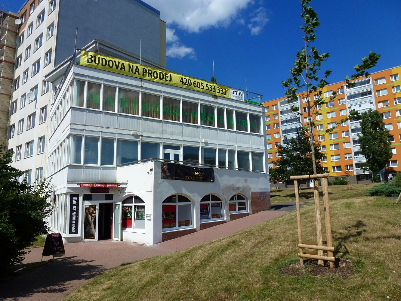 Prodej obchodních prostor 480 m²