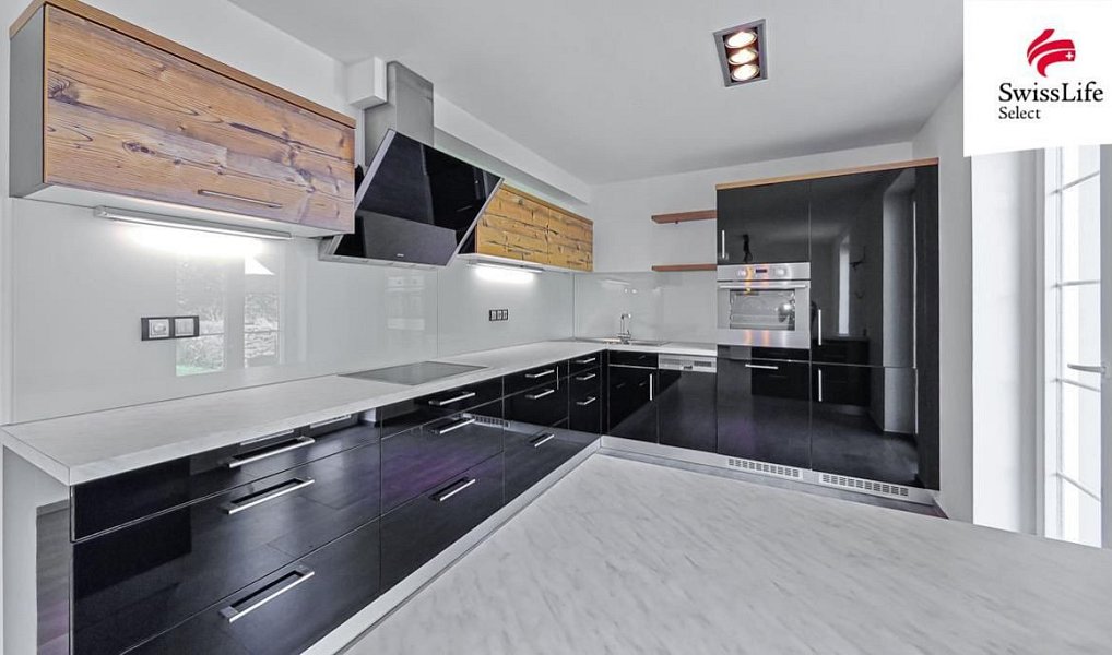 Prodej domu 211 m² s pozemkem 975 m², Ostrov – náhled fotky 5