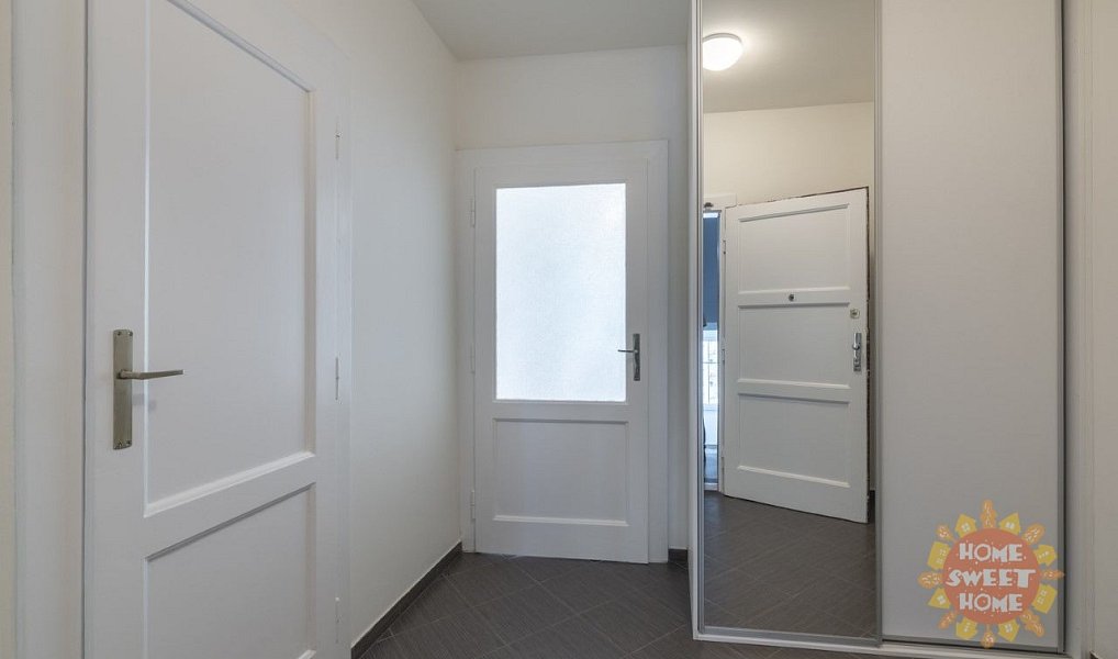 Pronájem bytu 2+kk 58 m², Praha – náhled fotky 10