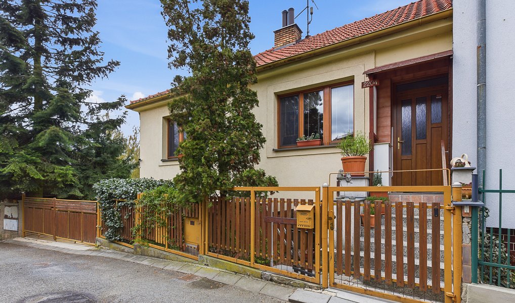 Prodej domu 201 m² s pozemkem 360 m², Rakovník – náhled fotky 22