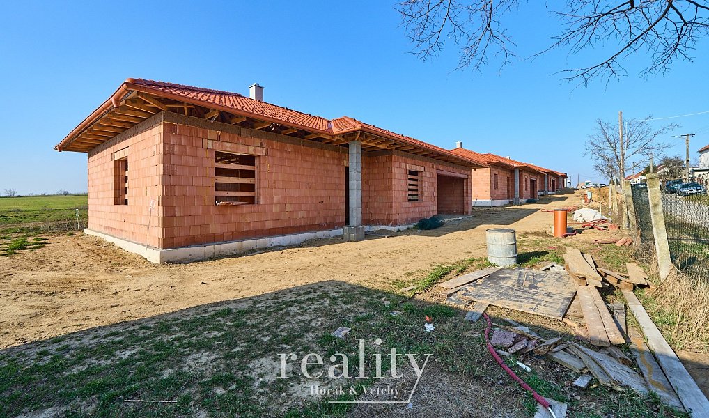 Prodej domu 131 m² s pozemkem 1 359 m², Suchohrdly – náhled fotky 7