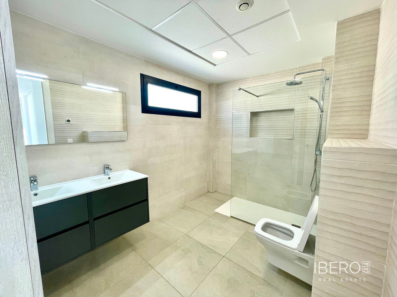 Prodej domu 143 m² s pozemkem 250 m² – další
