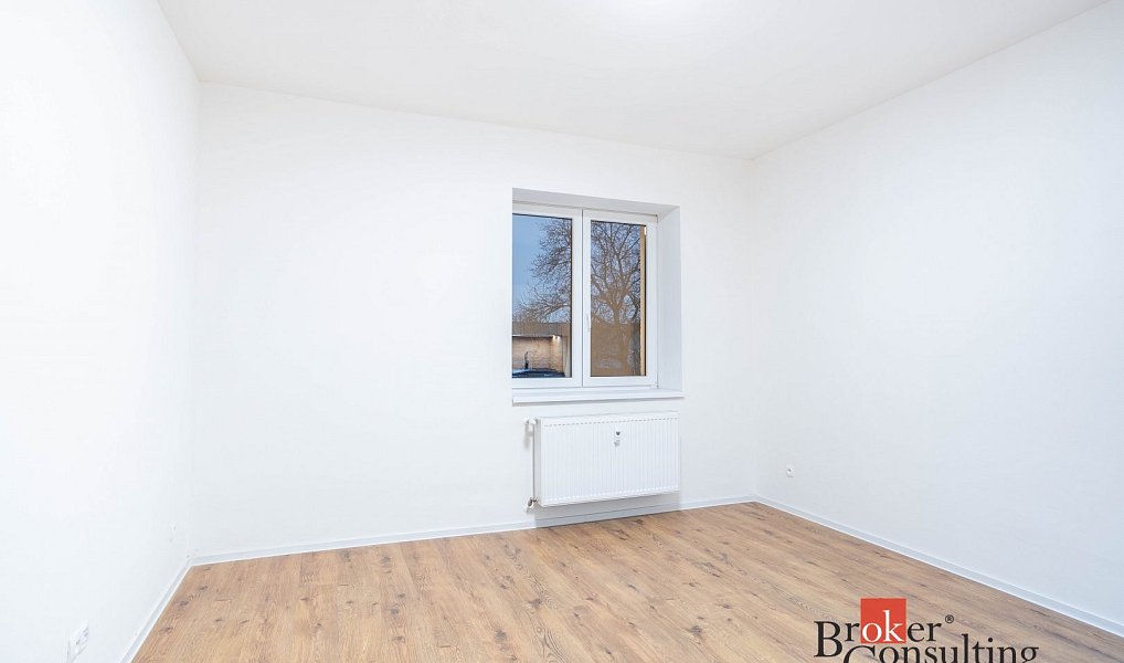 Pronájem bytu 1+kk 22 m², Ostrava – náhled fotky 3