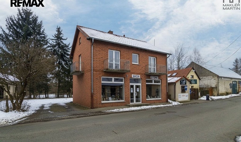 Prodej domu 140 m² s pozemkem 2 352 m², Jesenice – náhled fotky 8