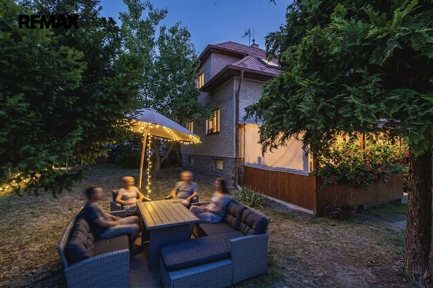Prodej domu 181 m² s pozemkem 900 m² – fotografie 2