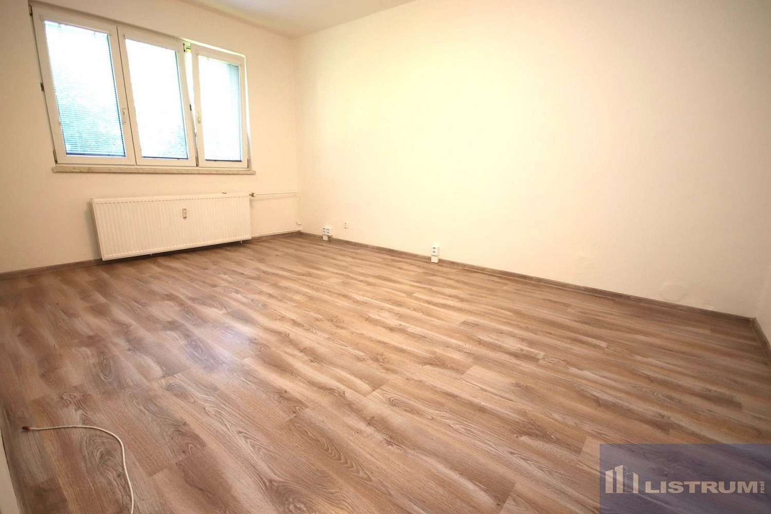 Pronájem bytu 1+1 36 m² – fotografie 5