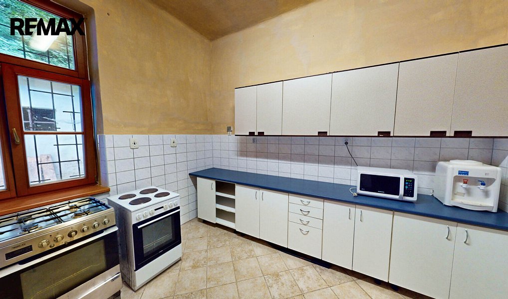 Prodej ubytovacího objektu 210 m², Stádlec – náhled fotky 18