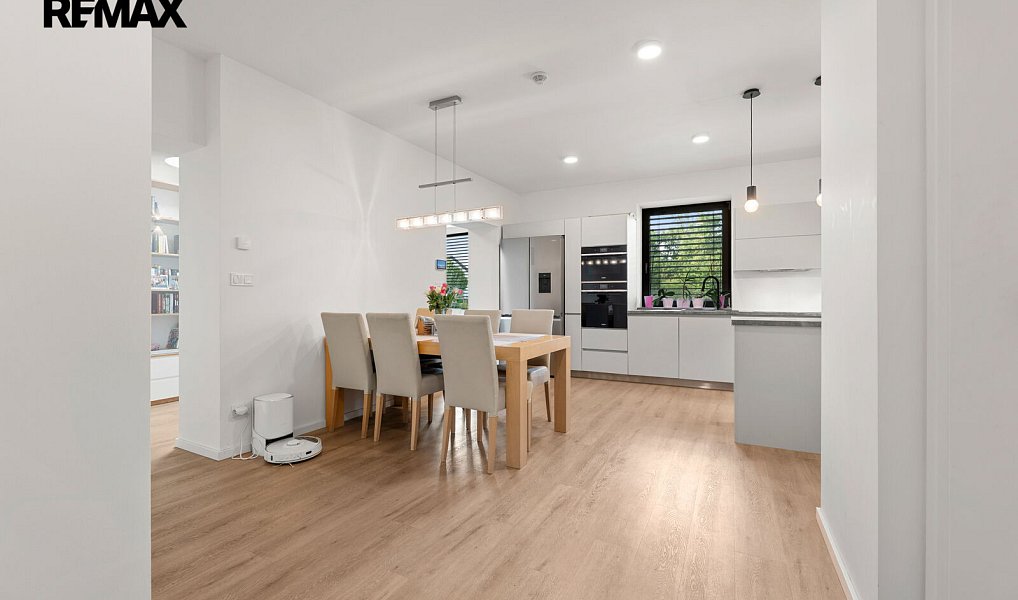 Pronájem domu 199 m² s pozemkem 752 m², Říčany – náhled fotky 12