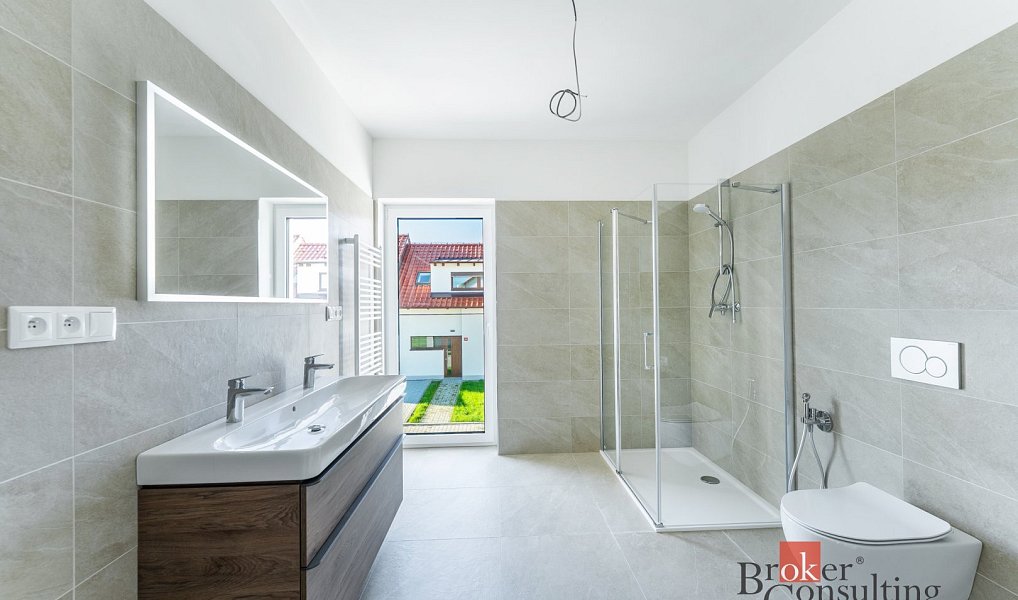 Prodej domu 148 m² s pozemkem 313 m², Ořech – náhled fotky 9