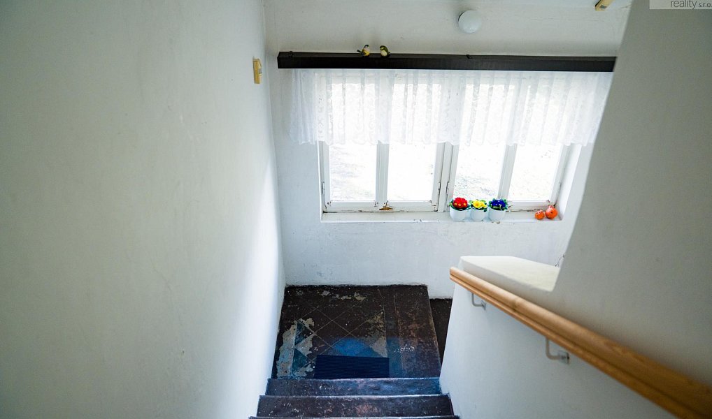 Prodej domu 291 m² s pozemkem 2 236 m², Dubí – náhled fotky 15