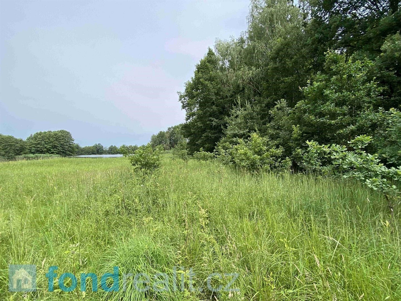 Prodej pozemku 1 639 m²