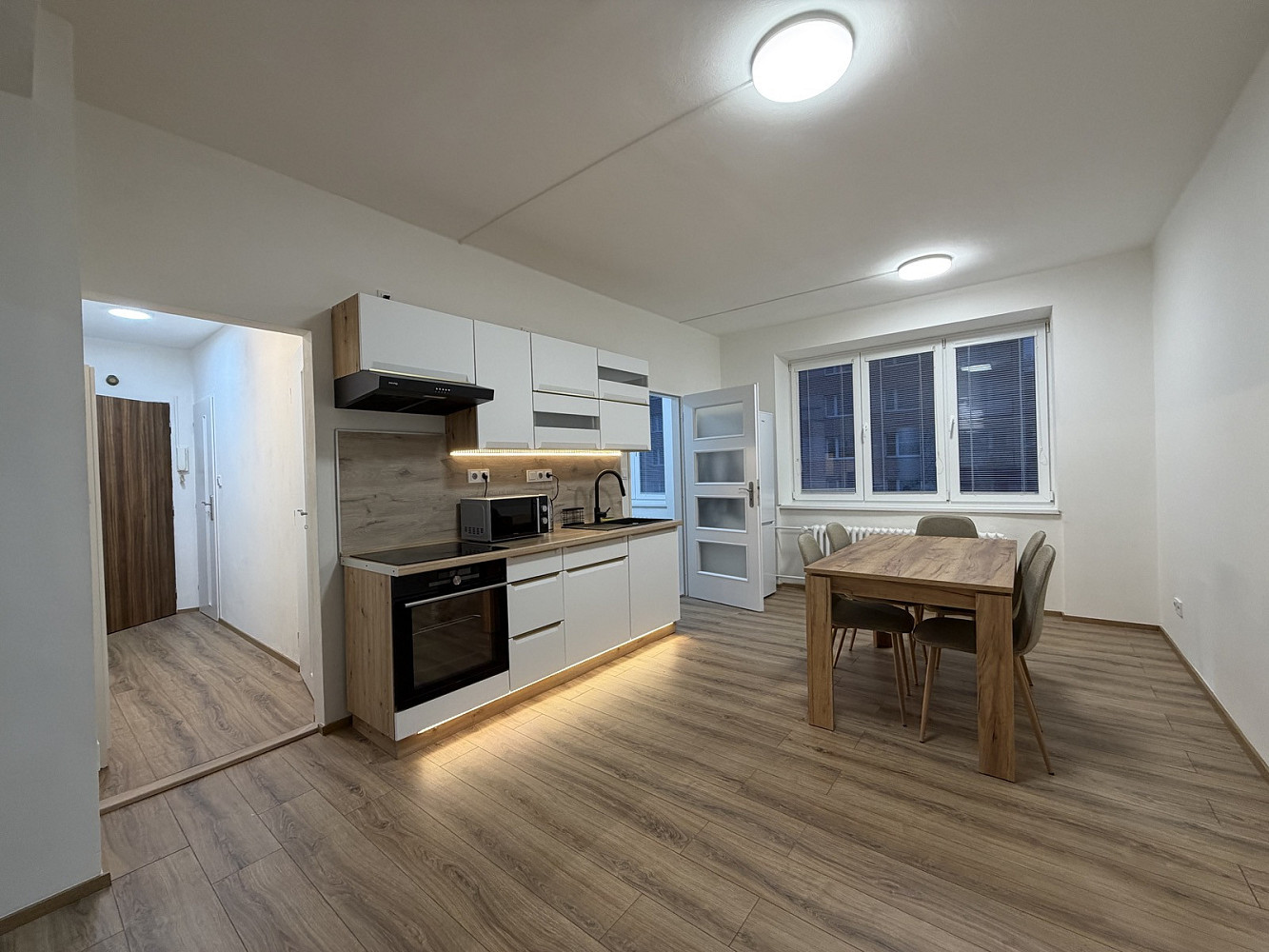Pronájem bytu 3+kk 50 m²