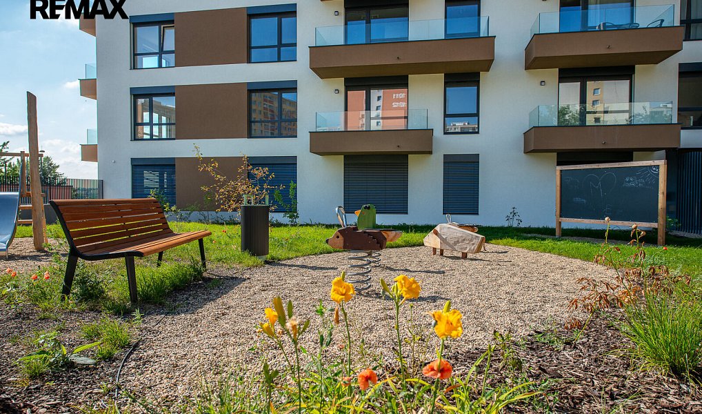 Prodej bytu 2+kk 60 m², Praha – náhled fotky 13