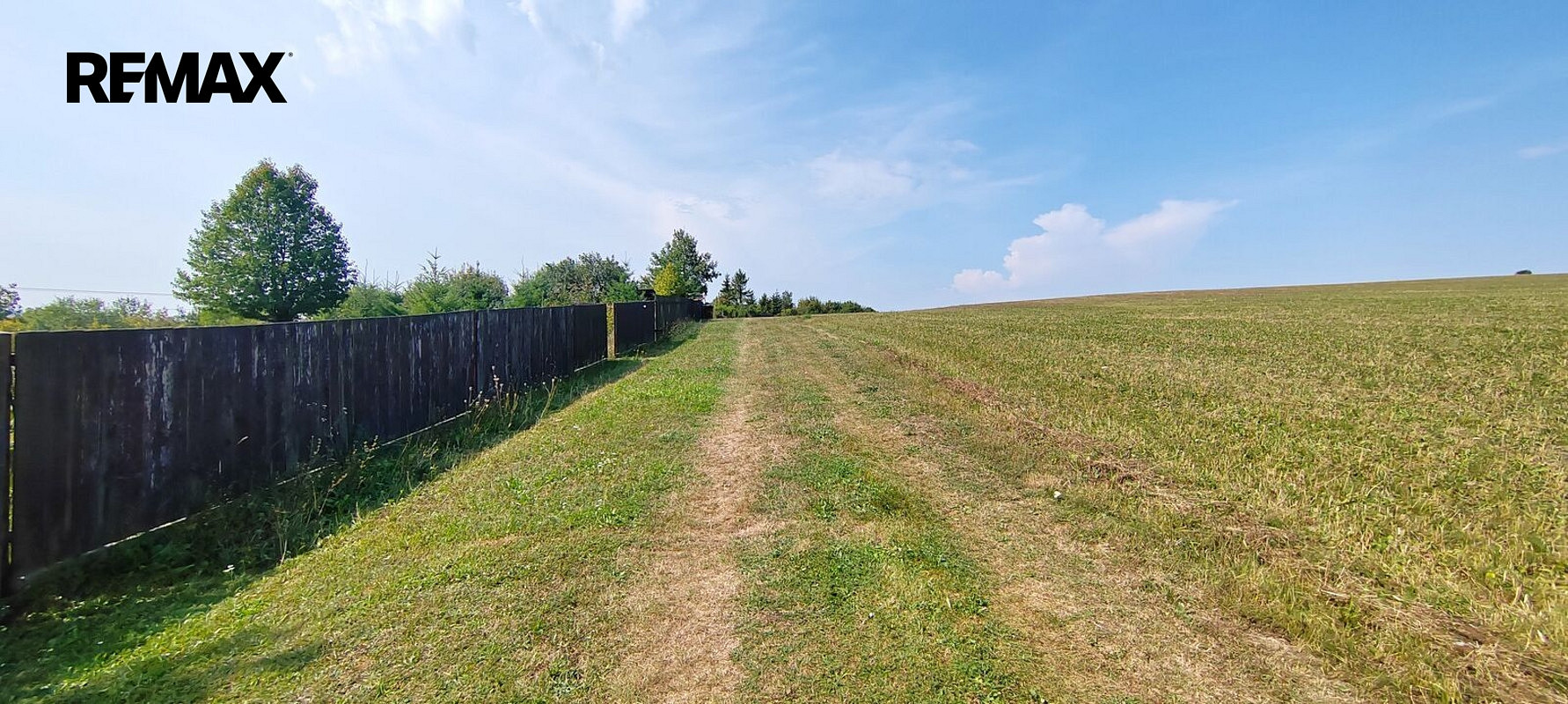 Prodej stavebního pozemku 1 533 m² – fotografie 5