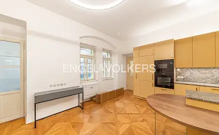 Pronájem bytu 2+kk 48 m², Nosticova, Praha 1 - Malá Strana
