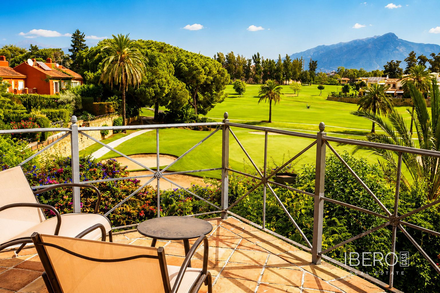 Prodej domu 305 m² s pozemkem 83 m²