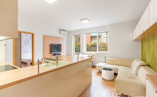 Pronájem bytu 2+kk 55 m², Hvězdářská, Praha 5 - Velká Chuchle