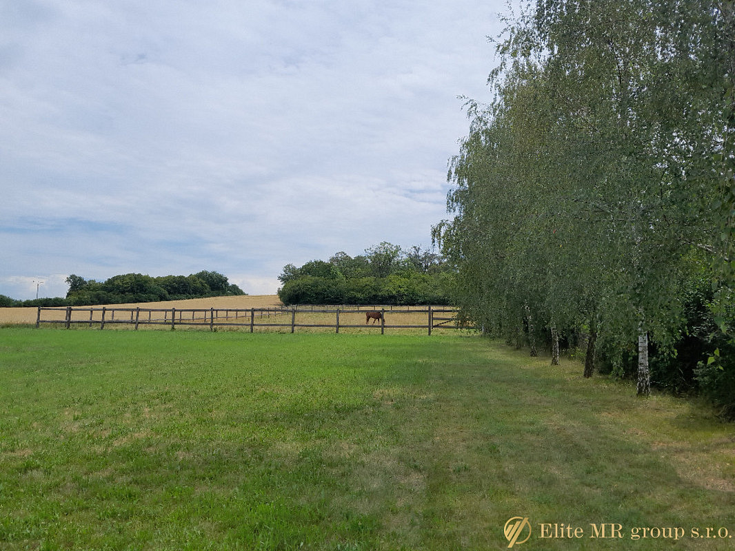 Prodej stavebního pozemku 1 089 m² — photo 4