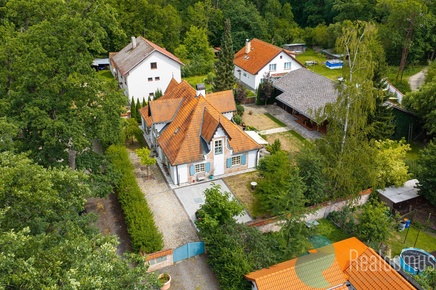 Prodej domu 360 m² s pozemkem 1 463 m²