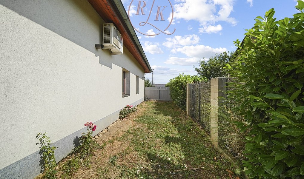 Prodej domu 260 m² s pozemkem 1 550 m², Dolní Kounice – náhled fotky 42