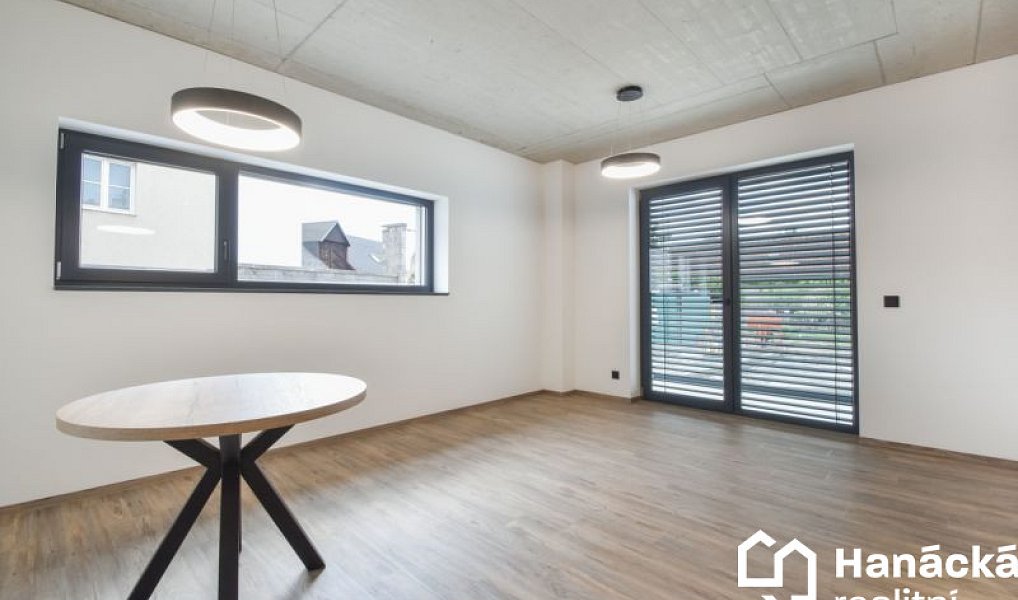 Pronájem bytu 2+kk 58 m², Olomouc – náhled fotky 5
