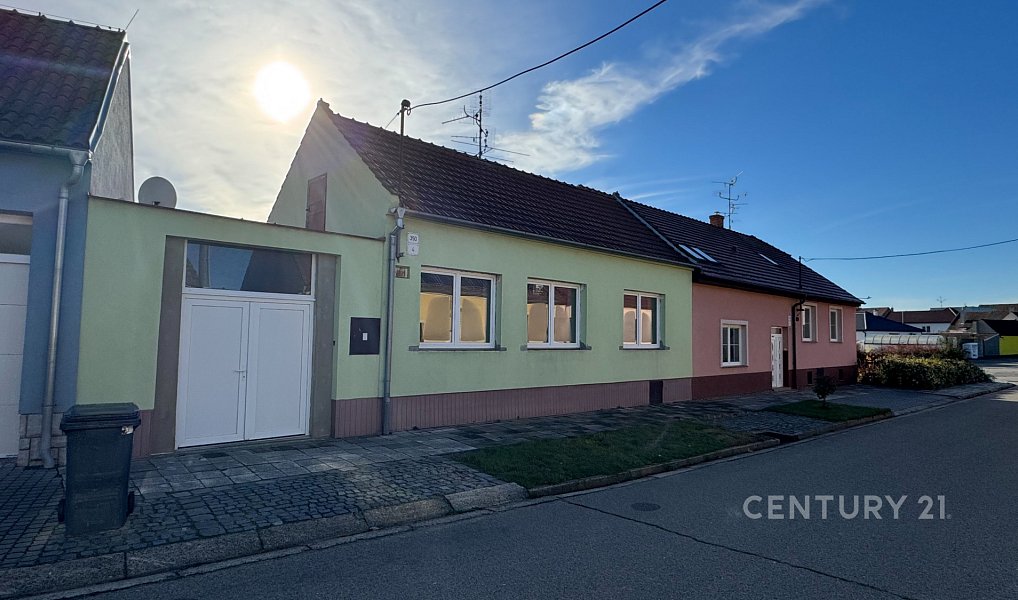 Prodej domu 204 m² s pozemkem 310 m², Břeclav – náhled fotky 3