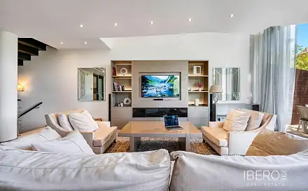 Prodej domu 322 m² s pozemkem 322 m²
