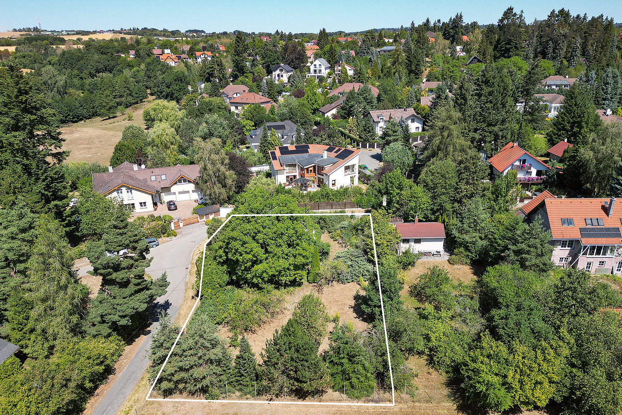 Prodej stavebního pozemku 1 080 m² – fotografie 2