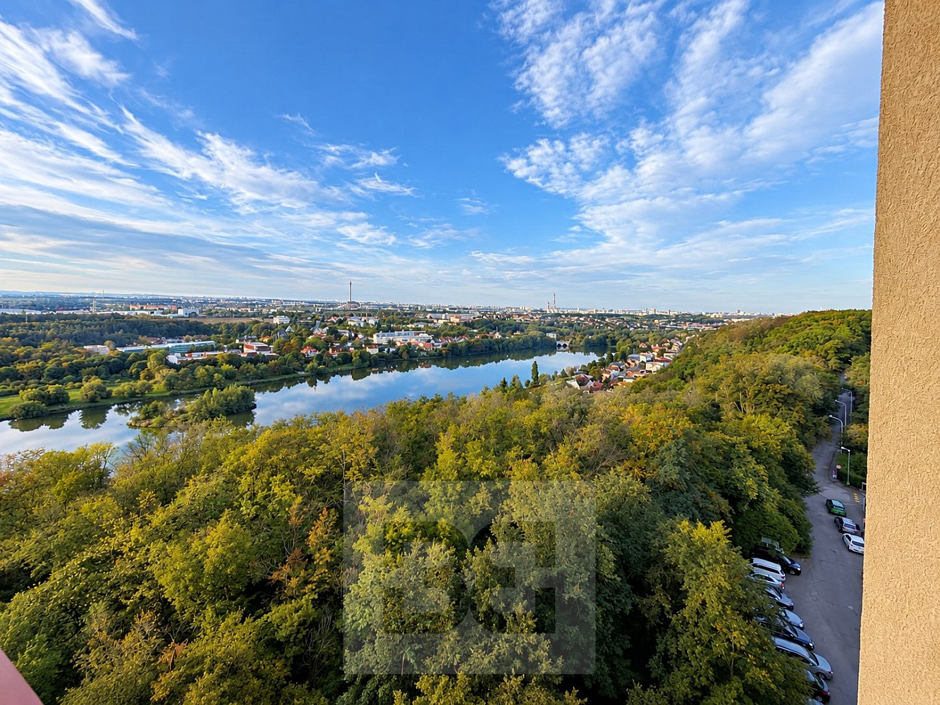 Pronájem bytu 2+kk 48 m² – fotografie 4