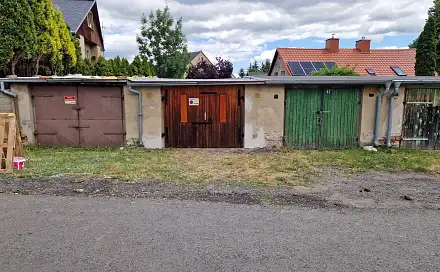 Prodej prostorné garáže 22 m2 v Drahůnkách u Dubí, Dubí - Drahůnky, okres Teplice