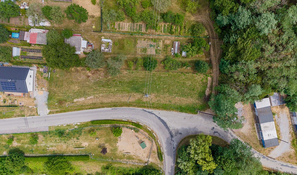 Prodej stavebního pozemku 842 m², Kuřim – náhled fotky 2