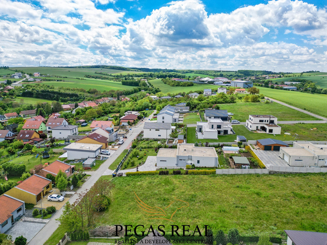 Prodej stavebního pozemku 3 347 m² – fotografie 4