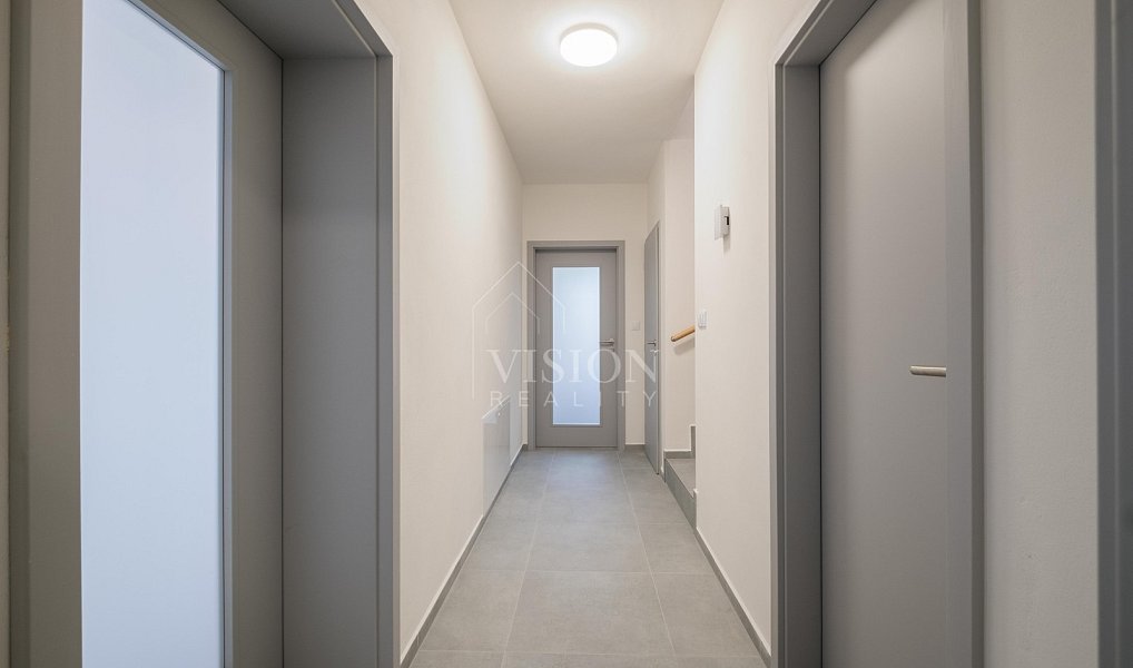 Prodej domu 177 m² s pozemkem 270 m², Plzeň – náhled fotky 8
