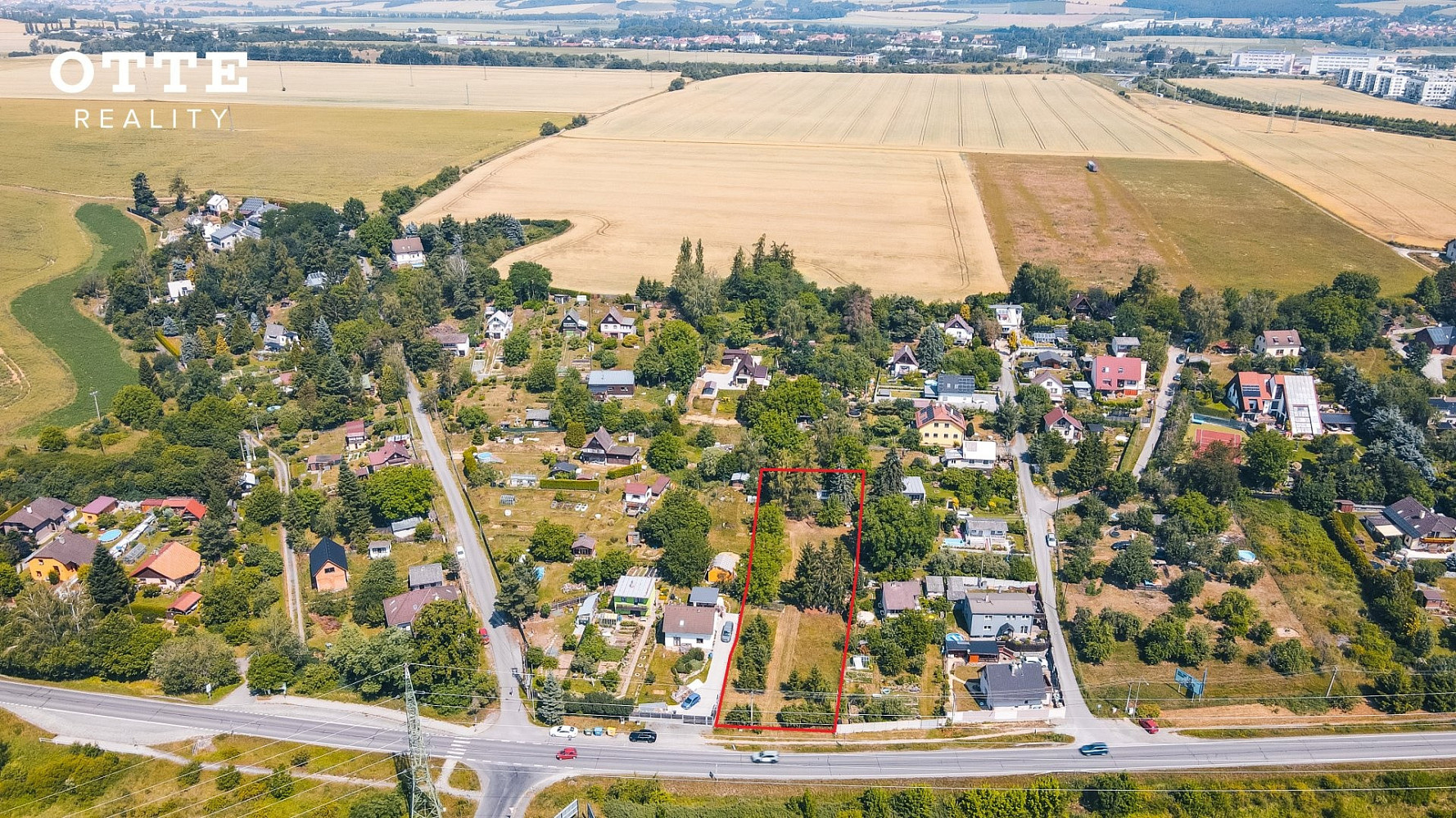 Prodej stavebního pozemku 1 844 m²