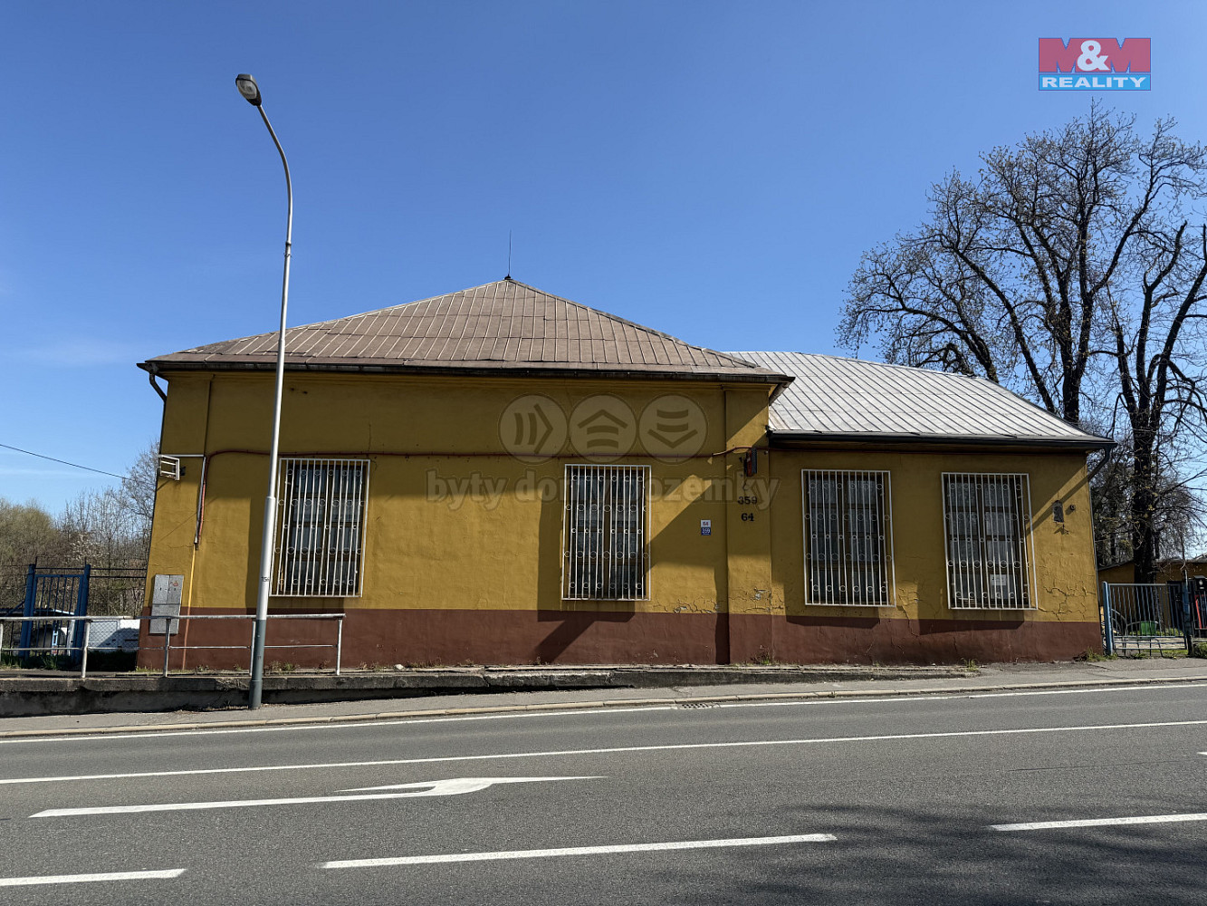 Prodej obchodních prostor 440 m² – pohled 2