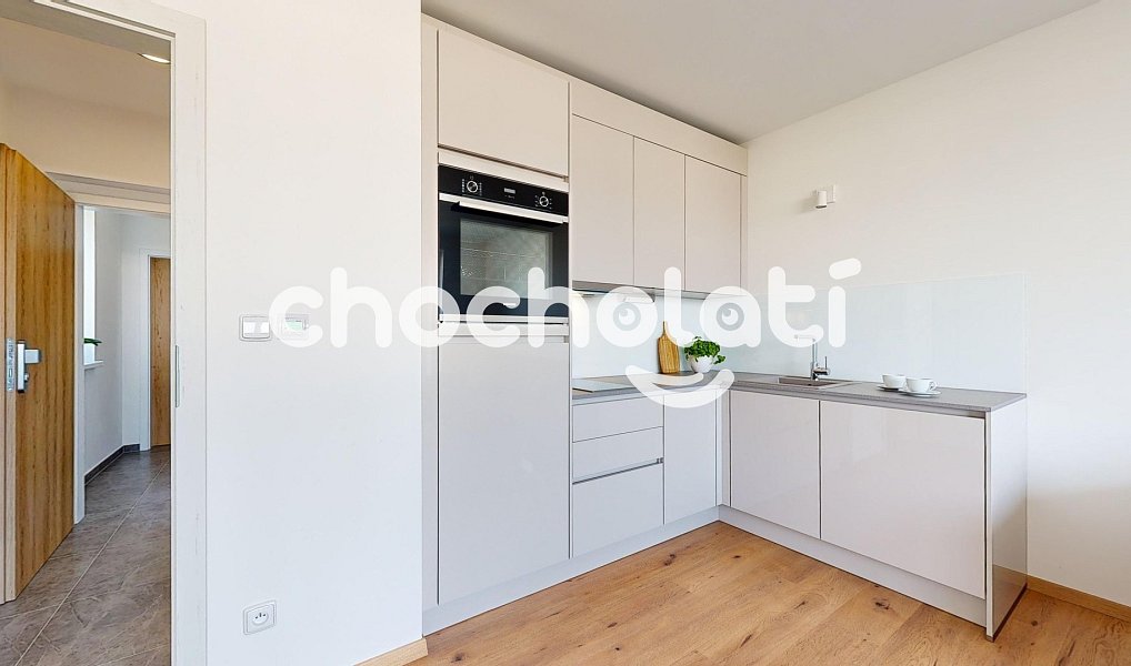 Prodej bytu 1+kk 27 m², Pardubice – náhled fotky 17