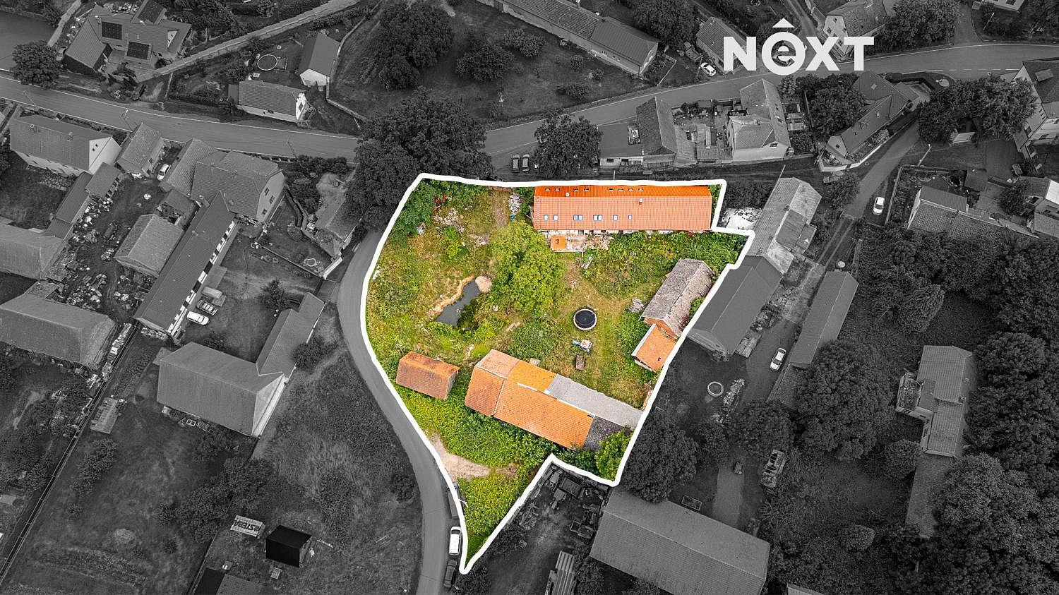 Prodej domu 330 m² s pozemkem 3 898 m² – fotografie 2