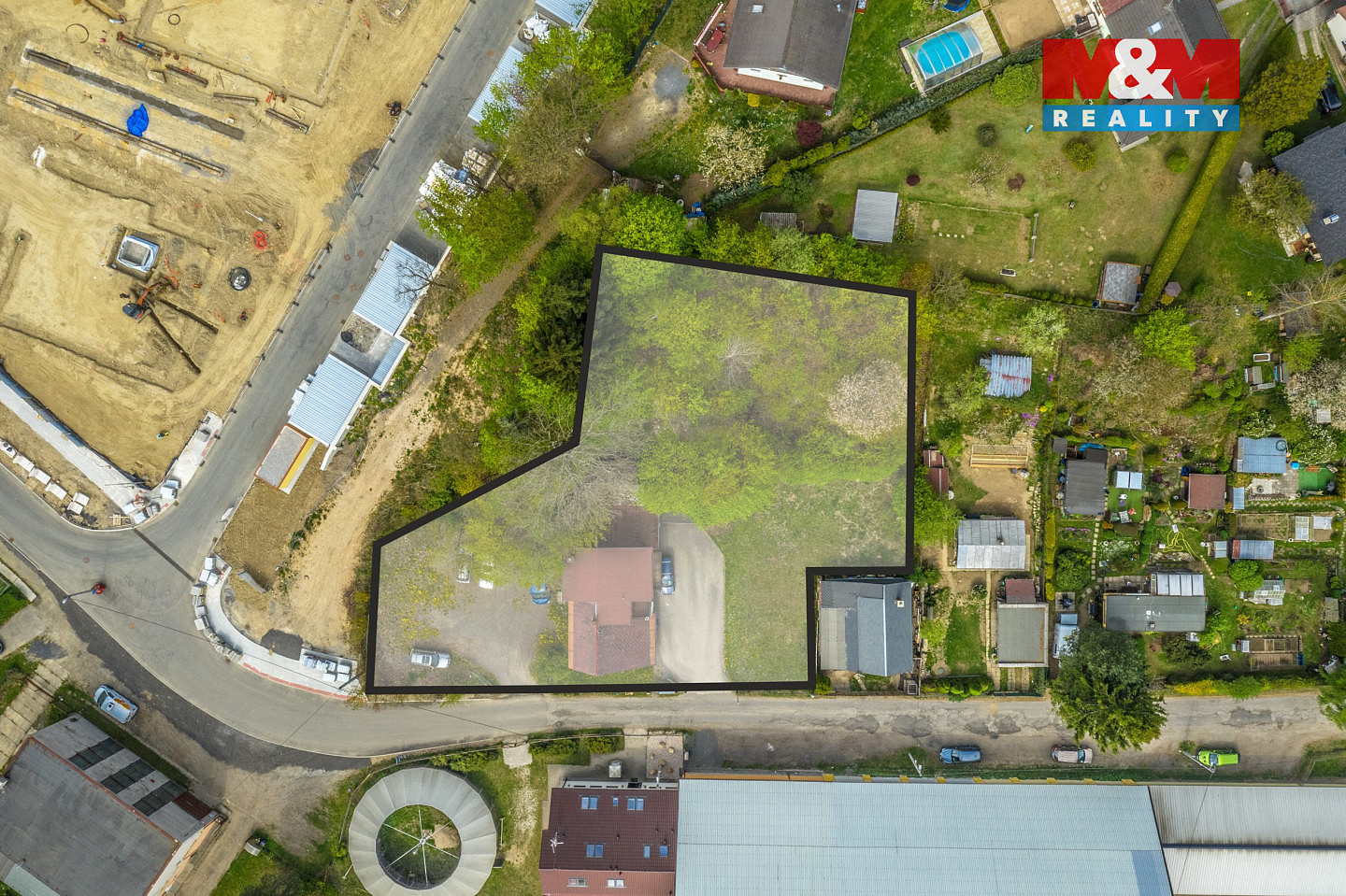Prodej domu 200 m² s pozemkem 2 098 m² — photo 3