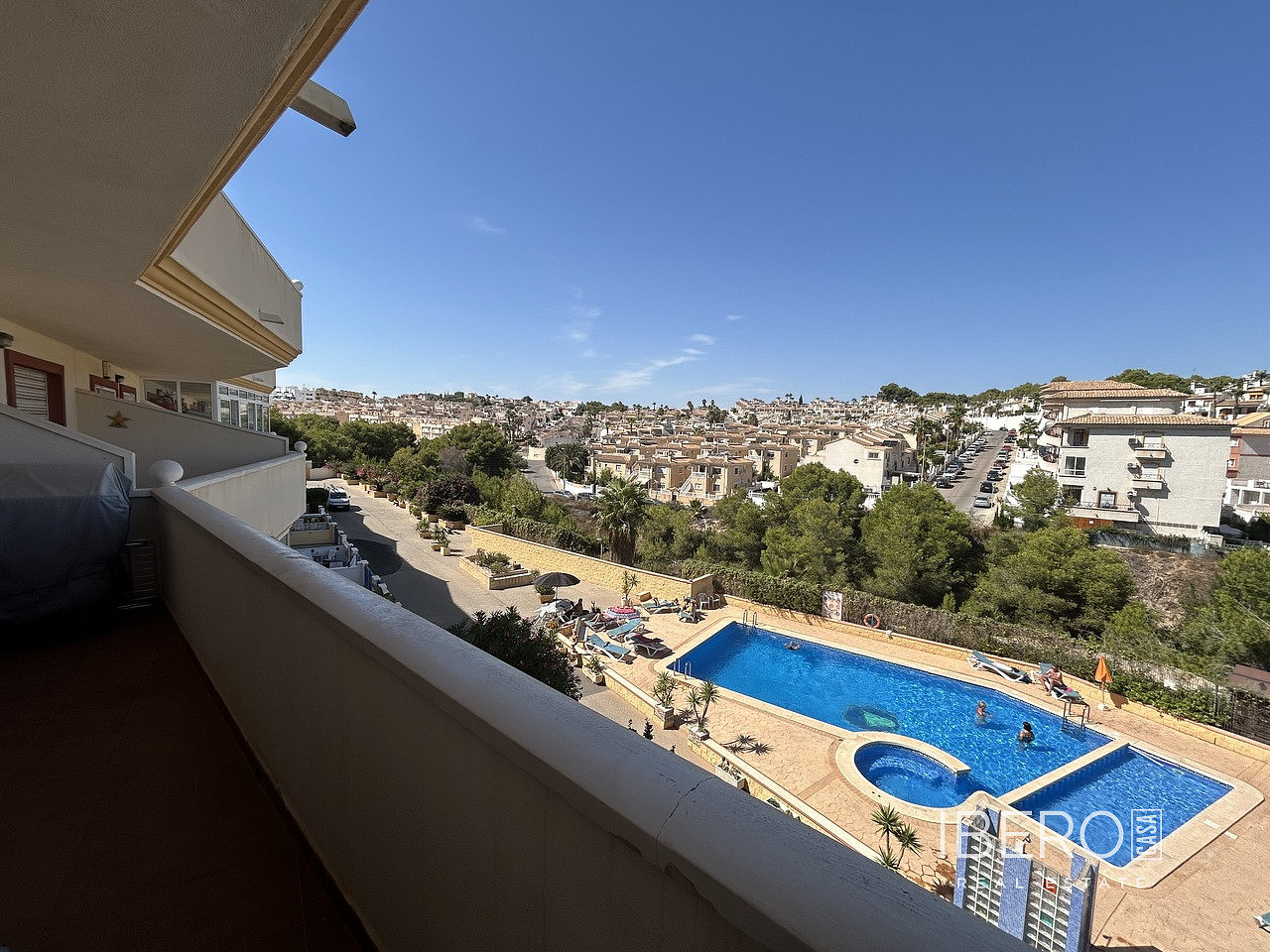 Piso 3+kk – Villamartin - Vista 3