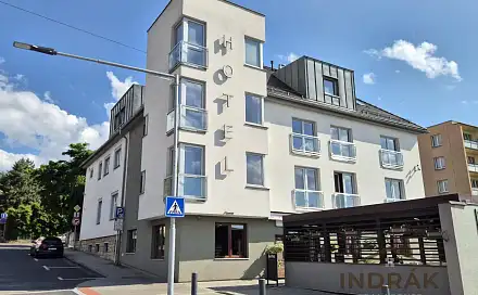 Pronájem bytu 3+kk 100 m²