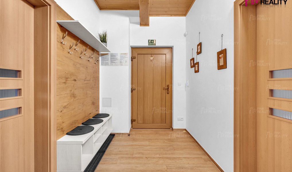Prodej ubytovacího objektu 184 m², Orlické Záhoří – náhled fotky 4