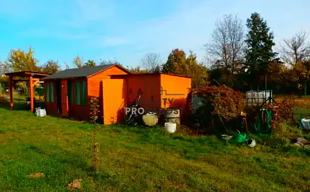 Pronájem zahrady 1 330 m², Znojmo