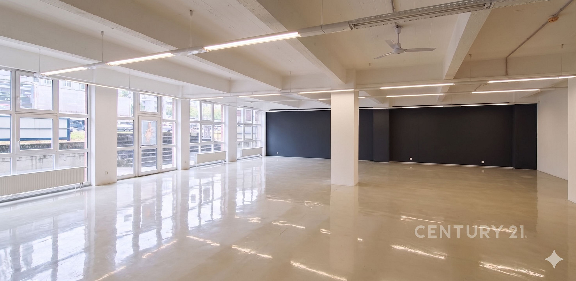 Pronájem obchodních prostor 162 m²